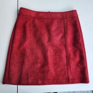 NWOT  Ann Taylor LOFT Skirt Womens Red Straight A Line Ultra Suede Knee Length 4